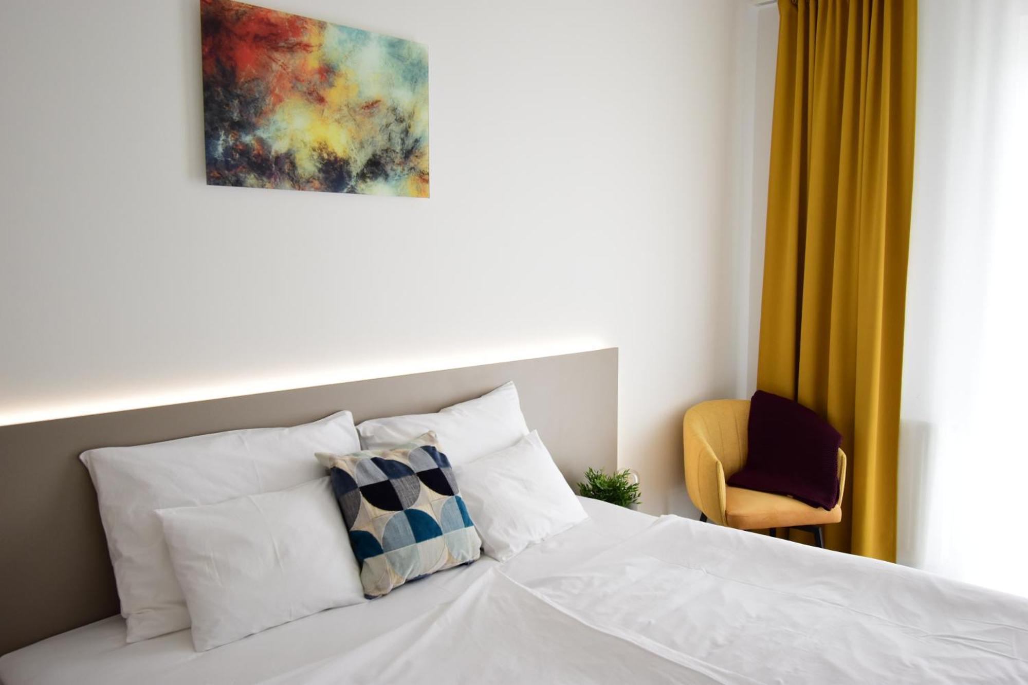 Sunset Resort - Lakeside Apartment Fonyod Room photo
