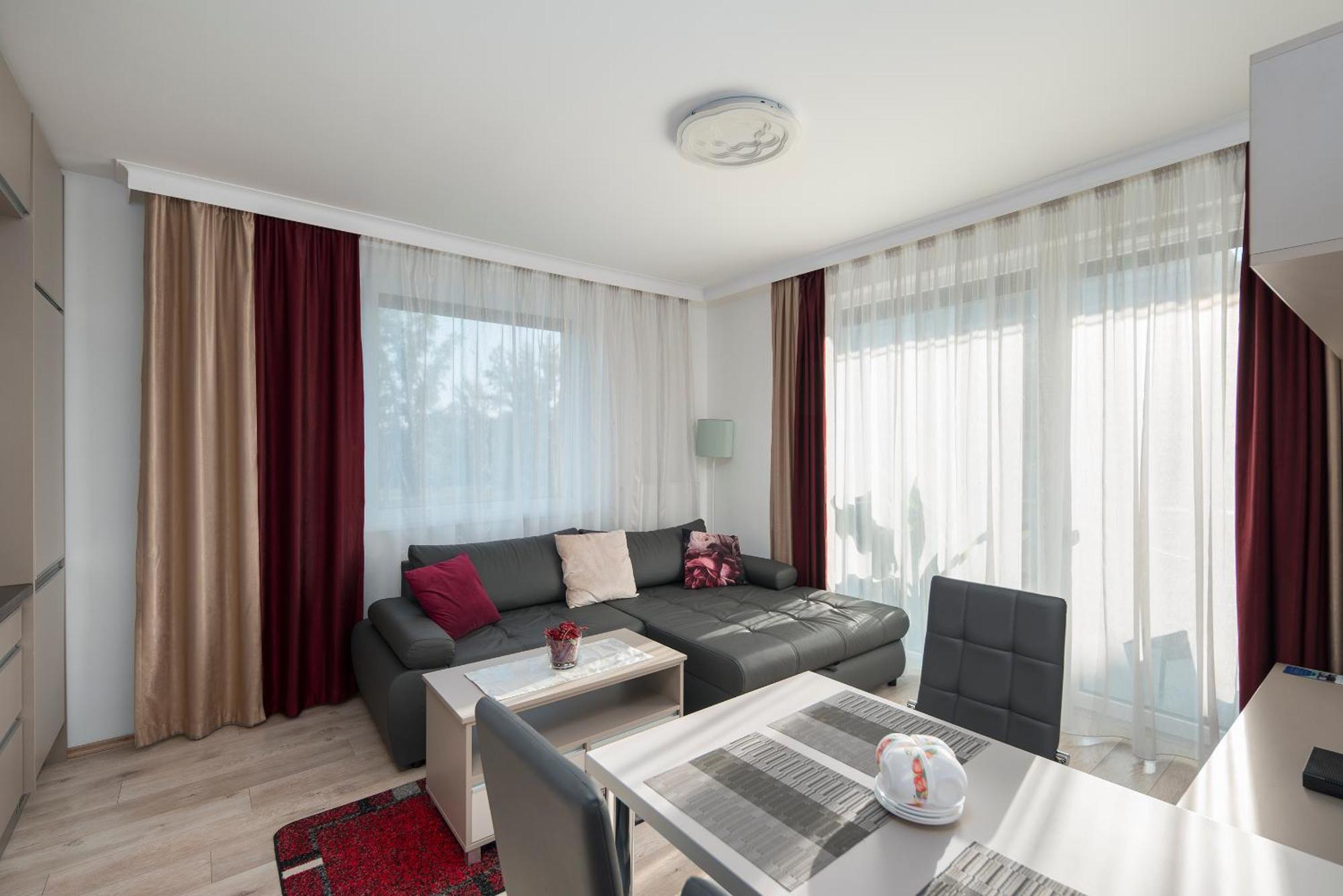 Sunset Resort - Lakeside Apartment Fonyod Room photo